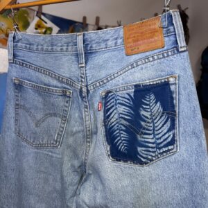 Levi 501 Jeans - 28"